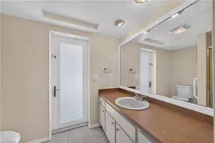 2112 SE 11th St, Cape Coral, FL 33990 - Photo 23