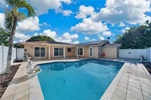 2112 SE 11th St, Cape Coral, FL 33990 - Photo 1