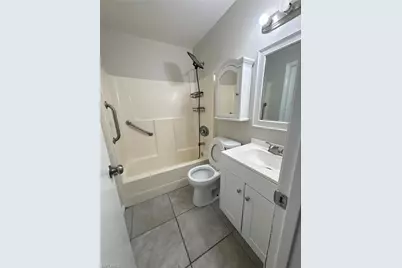 2018 NE 10th Pl, Cape Coral, FL 33909 - Photo 13