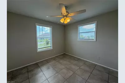 2018 NE 10th Pl, Cape Coral, FL 33909 - Photo 9