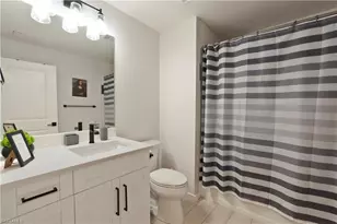 2917 SW Santa Barbara Pl, Cape Coral, FL 33914 - Photo 21