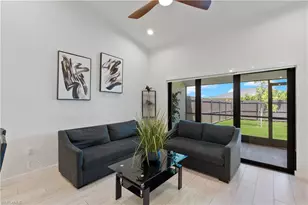 2917 SW Santa Barbara Pl, Cape Coral, FL 33914 - Photo 11
