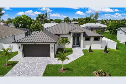427 SW 21st Ter, Cape Coral, FL 33991 - Photo 1