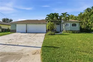 1432 SE 29th Terrace, Cape Coral, FL 33904 - Photo 1