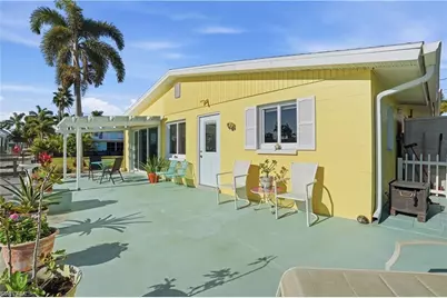 2607 Bayshore Dr, Matlacha, FL 33993 - Photo 27