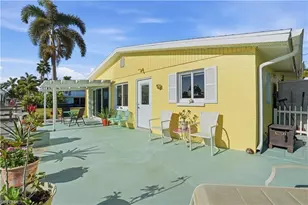 2607 Bayshore Dr, Matlacha, FL 33993 - Photo 27