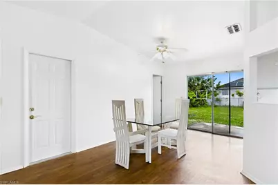 325 NE 10th St, Cape Coral, FL 33909 - Photo 11