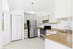 325 NE 10th St, Cape Coral, FL 33909 - Photo 13