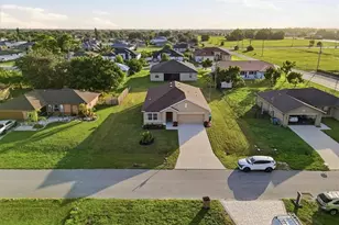 226 NE 9th Ave, Cape Coral, FL 33909 - Photo 3
