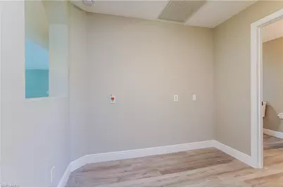 2706 51st St SW, Lehigh Acres, FL 33976 - Photo 9