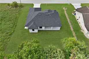 1436 Graham Cir, Lehigh Acres, FL 33936 - Photo 19