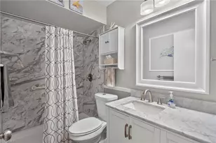 8430 Charter Club Cir, Fort Myers, FL 33919 - Photo 11