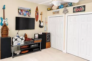 4031 SW 2nd Ave, Cape Coral, FL 33914 - Photo 19
