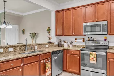 10266 Via Colomba Cir, Fort Myers, FL 33966 - Photo 13