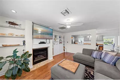 871 Entrada Dr S, Fort Myers, FL 33919 - Photo 7