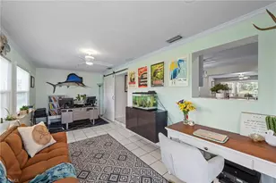 871 Entrada Dr S, Fort Myers, FL 33919 - Photo 23