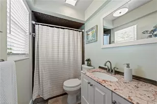 871 Entrada Dr S, Fort Myers, FL 33919 - Photo 15