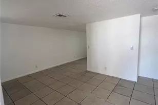 286-296 Lowell Ave, North Fort Myers, FL 33917 - Photo 17