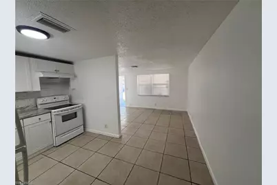 286-296 Lowell Ave #286, North Fort Myers, FL 33917 - Photo 11