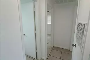 286-296 Lowell Ave, North Fort Myers, FL 33917 - Photo 3