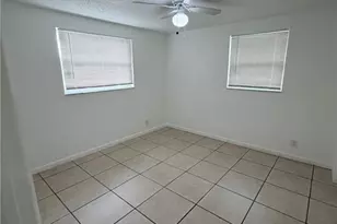 286-296 Lowell Ave, North Fort Myers, FL 33917 - Photo 7