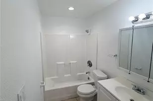 11431 Char Ann Dr, Fort Myers, FL 33908 - Photo 7