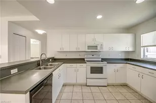 2114 SW 39th St, Cape Coral, FL 33914 - Photo 21