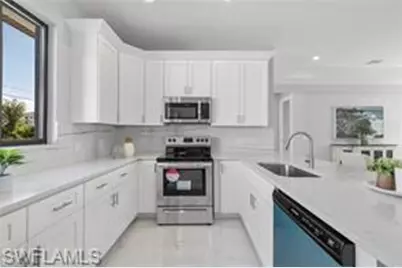 127 Chiquita Blvd N, Cape Coral, FL 33993 - Photo 5