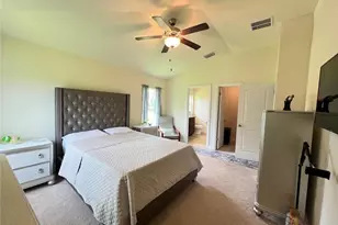 555 Sargent St, Lehigh Acres, FL 33972 - Photo 11