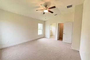 555 Sargent St, Lehigh Acres, FL 33972 - Photo 13