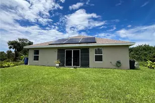 555 Sargent St, Lehigh Acres, FL 33972 - Photo 25