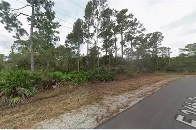 4184 E 24th St, Alva, FL 33920 - Photo 1