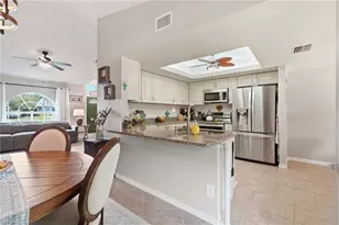 2806 SW 33rd St, Cape Coral, FL 33914 - Photo 3