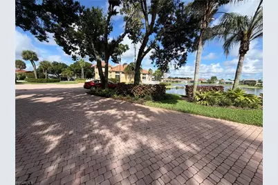 11330 Lakeland Cir, Fort Myers, FL 33913 - Photo 13
