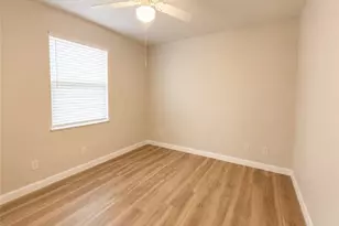 11330 Lakeland Cir, Fort Myers, FL 33913 - Photo 5