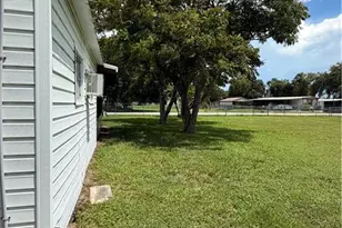 306 Pinecrest Ave NW, Moore Haven, FL 33471 - Photo 11