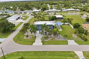 5711 Linden Ln, Bokeelia, FL 33922 - Photo 7