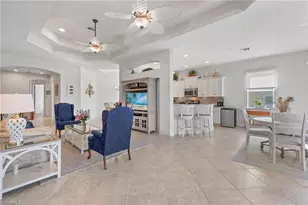 10251 Glastonbury Cir, Fort Myers, FL 33913 - Photo 9