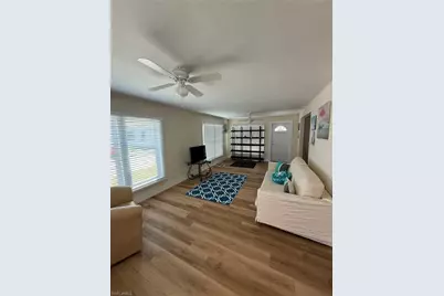 2112 Lxora Ct E, Naples, FL 34110 - Photo 3