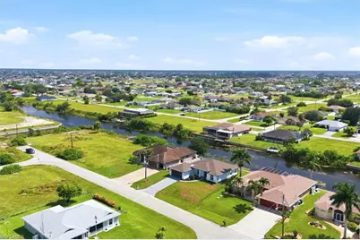 1219 NW 9th Pl, Cape Coral, FL 33993 - Photo 3