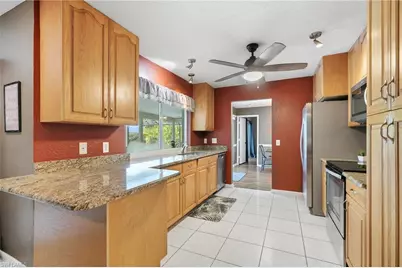 128 SE 45th St, Cape Coral, FL 33904 - Photo 11