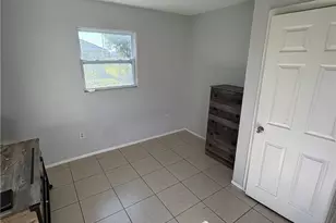 2247 Henderson Ave, Fort Myers, FL 33916 - Photo 9