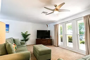 1709 SE 44th St, Cape Coral, FL 33904 - Photo 7