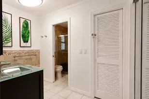 1709 SE 44th St, Cape Coral, FL 33904 - Photo 15