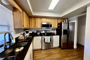 231 SW 33rd St, Cape Coral, FL 33914 - Photo 5