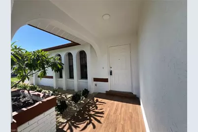 231 SW 33rd St, Cape Coral, FL 33914 - Photo 3