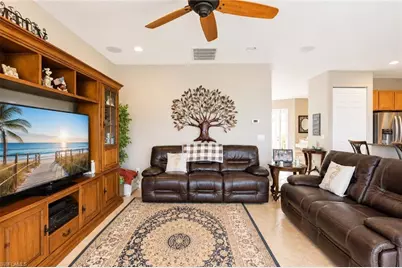 10471 Winged Elm Ln, Fort Myers, FL 33913 - Photo 15