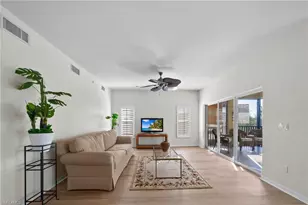 10041 Lake Cove Dr, Fort Myers, FL 33908 - Photo 11