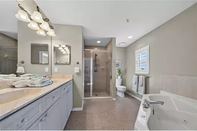 10041 Lake Cove Dr #202, Fort Myers, FL 33908 - Photo 15