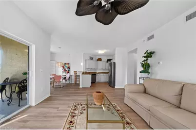 10041 Lake Cove Dr #202, Fort Myers, FL 33908 - Photo 9